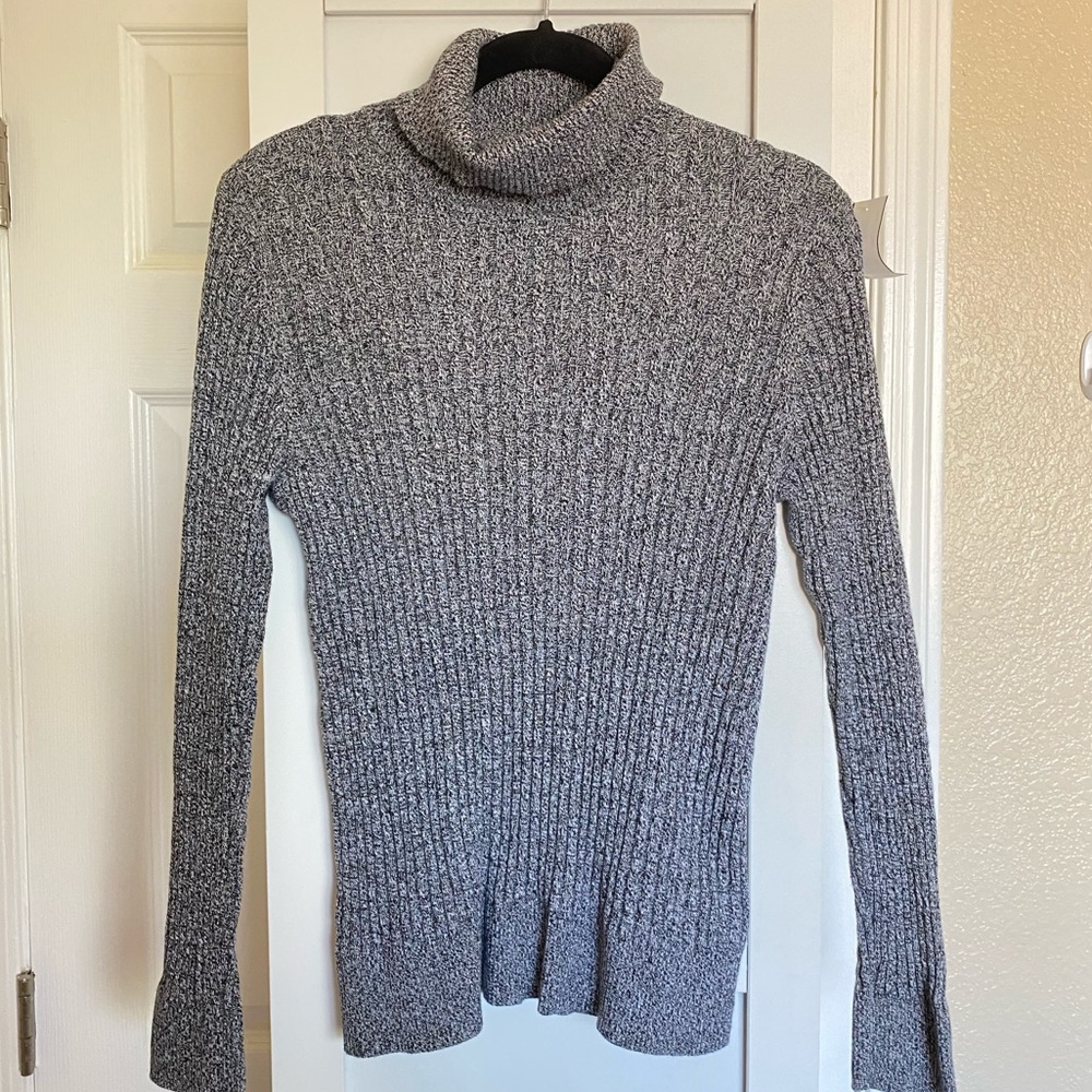 Turtleneck gray sweater Croft&Barrow
